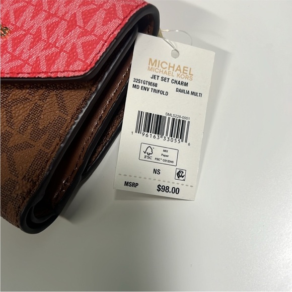 Michael Kors Jet Set Charm Dahlia Multi
Trifold Wallet NWT - Picture 5 of 6